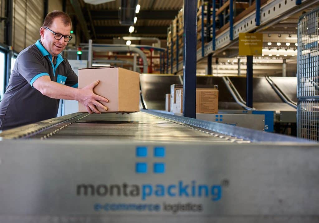 Montapacking verwerkt binnen 6 uur eerste pakket vanuit nieuwe koppeling.